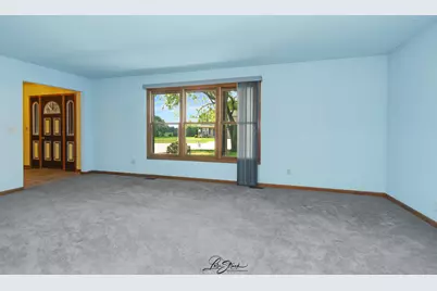 280 Park, Chebanse, IL 60922 - Photo 16