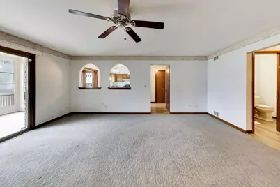107 W Washington Street, Itasca, IL 60143 - Photo 20