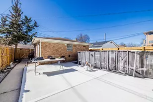 6511 W Higgins Ave, Chicago, IL 60656 - Photo 24