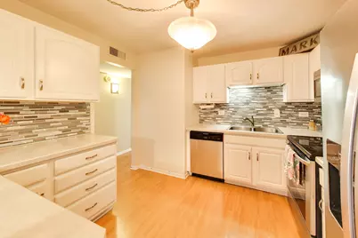 5840 W 104th Street #415, Oak Lawn, IL 60453 - Photo 8