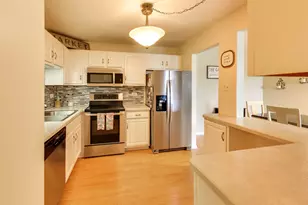 5840 W 104th St, Oak Lawn, IL 60453 - Photo 10