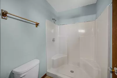 2075 Valley Creek Drive, Elgin, IL 60123 - Photo 22