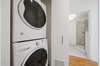 330 W Grand Avenue #1906, Chicago, IL 60654 - Photo 18