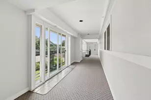 240 S Oak Park Ave, Oak Park, IL 60302 - Photo 2