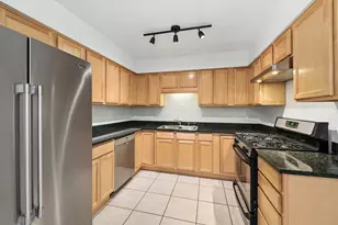 240 S Oak Park Ave, Oak Park, IL 60302 - Photo 10