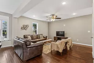 412 N 3rd St, Saint John, IL 61873 - Photo 6