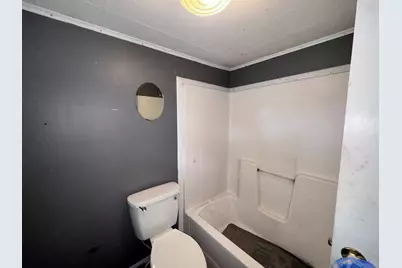 1004 S Cherry Street, Centralia, IL 62801 - Photo 10