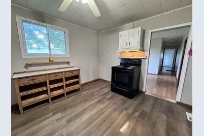 1004 S Cherry Street, Centralia, IL 62801 - Photo 12