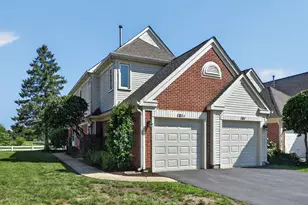 181 Inverness Ct, Elk Grove Village, IL 60007 - Photo 1