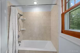 4703 N Waltshire Ln, McHenry, IL 60051 - Photo 12
