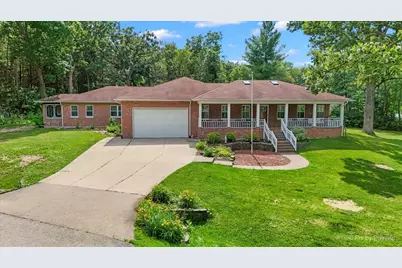 4703 N Waltshire Lane, McHenry, IL 60051 - Photo 2
