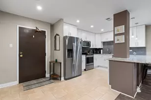 1243 E Baldwin Ln, Palatine, IL 60074 - Photo 6