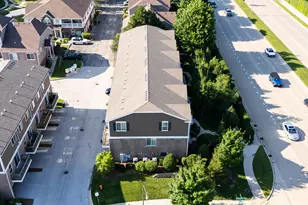908 Bradford Dr, Naperville, IL 60563 - Photo 32