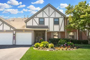 584 Elizabeth Dr, Wood Dale, IL 60191 - Photo 1