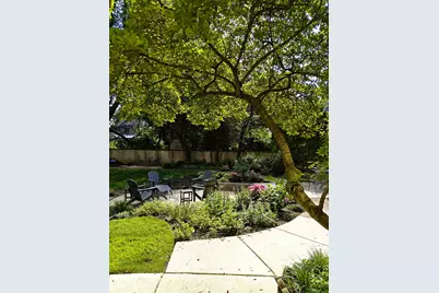 734 Noyes Street #O2, Evanston, IL 60201 - Photo 22