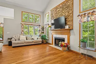 3476 Valley Woods Dr, Cherry Valley, IL 61016 - Photo 6