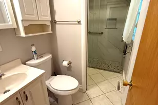 332 W Gartner Rd, Naperville, IL 60540 - Photo 16