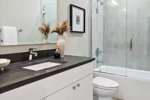 1203 W Superior St, Chicago, IL 60642 - Photo 16