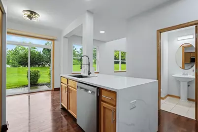 937 Emerald Drive, Pingree Grove, IL 60140 - Photo 8