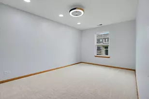 937 Emerald Dr, Pingree Grove, IL 60140 - Photo 14