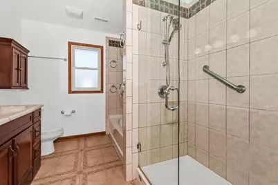[Address not provided], Oak Park, IL 60302 - Photo 20