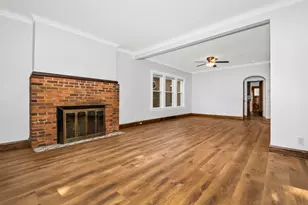 [Address not provided], Oak Park, IL 60302 - Photo 2