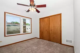 [Address not provided], Oak Park, IL 60302 - Photo 12