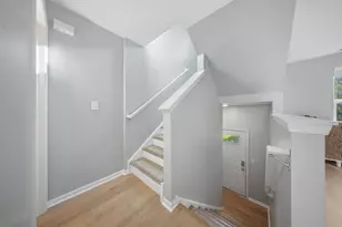 176 Goldenrod Dr, Elgin, IL 60124 - Photo 16