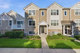 176 Goldenrod Dr, Elgin, IL 60124 - Photo 1