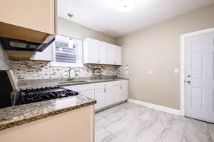 4825 W 28th St, Cicero, IL 60804 - Photo 6