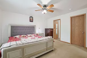 39764 Waterloo Dr, Beach Park, IL 60083 - Photo 18