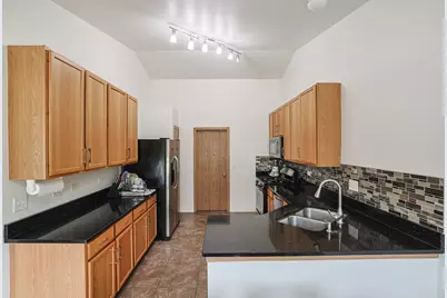 39764 Waterloo Drive, Beach Park, IL 60083 - Photo 6
