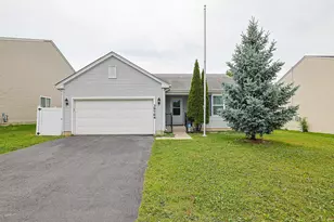 39764 Waterloo Dr, Beach Park, IL 60083 - Photo 1