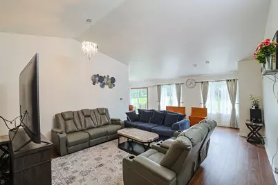 39764 Waterloo Drive, Beach Park, IL 60083 - Photo 2