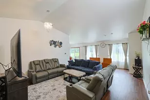 39764 Waterloo Dr, Beach Park, IL 60083 - Photo 2