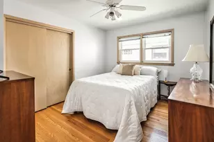 5337 W Ardmore Ave, Chicago, IL 60646 - Photo 8