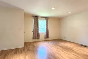 245 E Dennis Rd, Wheeling, IL 60090 - Photo 2