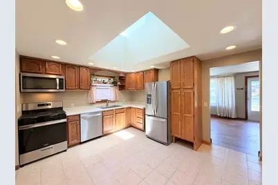 271 N Douglas Street, Bradley, IL 60915 - Photo 6