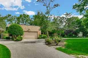 2817 Chariot Ln, Olympia Fields, IL 60461 - Photo 2