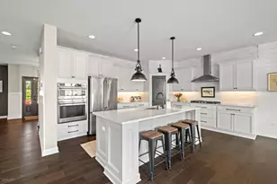 149 Cranbrook Ln, Hawthorn Woods, IL 60047 - Photo 8