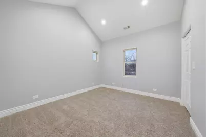 4545 N Lawndale Avenue, Chicago, IL 60625 - Photo 16