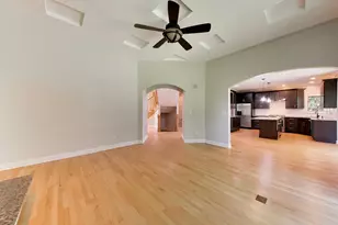 1111 Compass Ct, Naperville, IL 60540 - Photo 8