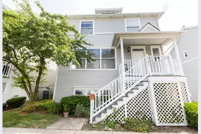 4257 N Kolmar Avenue, Chicago, IL 60641 - Photo 1