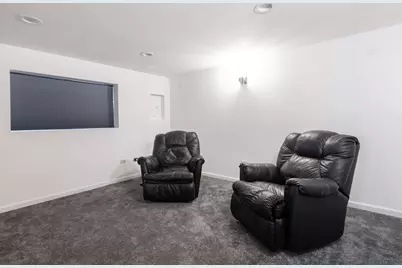 4257 N Kolmar Avenue, Chicago, IL 60641 - Photo 38