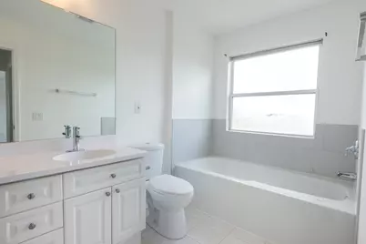4257 N Kolmar Avenue, Chicago, IL 60641 - Photo 46