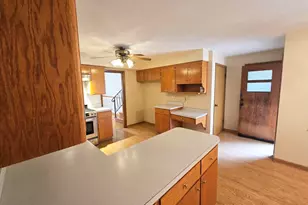 9605 S Kolin Ave, Oak Lawn, IL 60453 - Photo 12