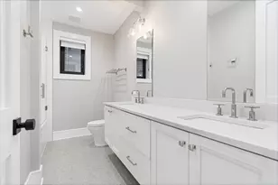 2207 N Orchard St, Chicago, IL 60614 - Photo 32