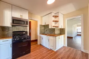 3304 W State St, Rockford, IL 61102 - Photo 26