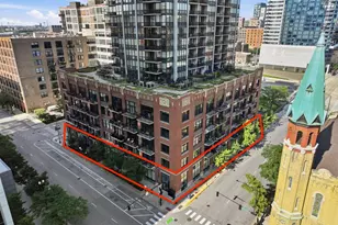 210 S Desplaines St, Chicago, IL 60661 - Photo 1