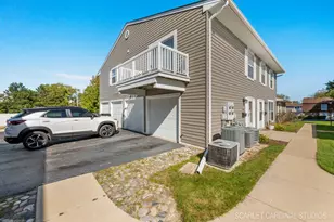 1441 Woodcutter Ln, Wheaton, IL 60189 - Photo 10